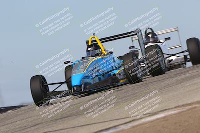 media/Oct-26-2025-CalClub SCCA (Sun) [[8ce1e69566]]/Group 3/Grapevine/